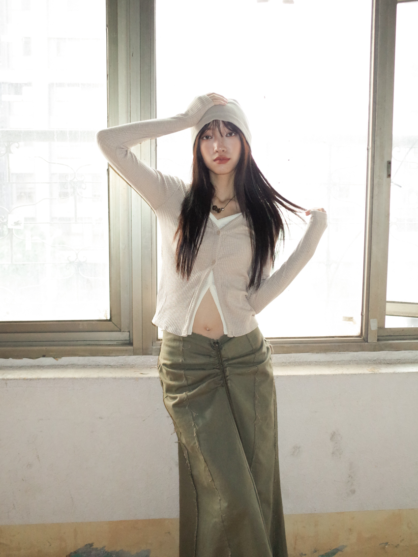 fake two-piece double-button ribbed slit layered top