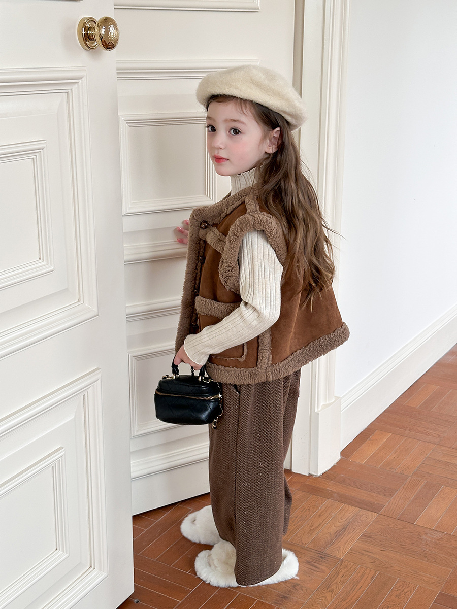 冬季可愛毛毛加絨背心-側面