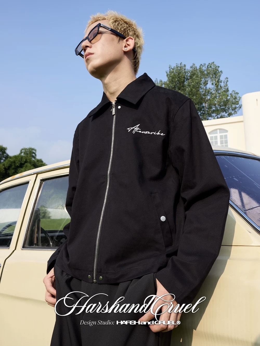 harsh and cruel cleanfit 基礎手寫體翻領刺繡挺括感短寬夾克