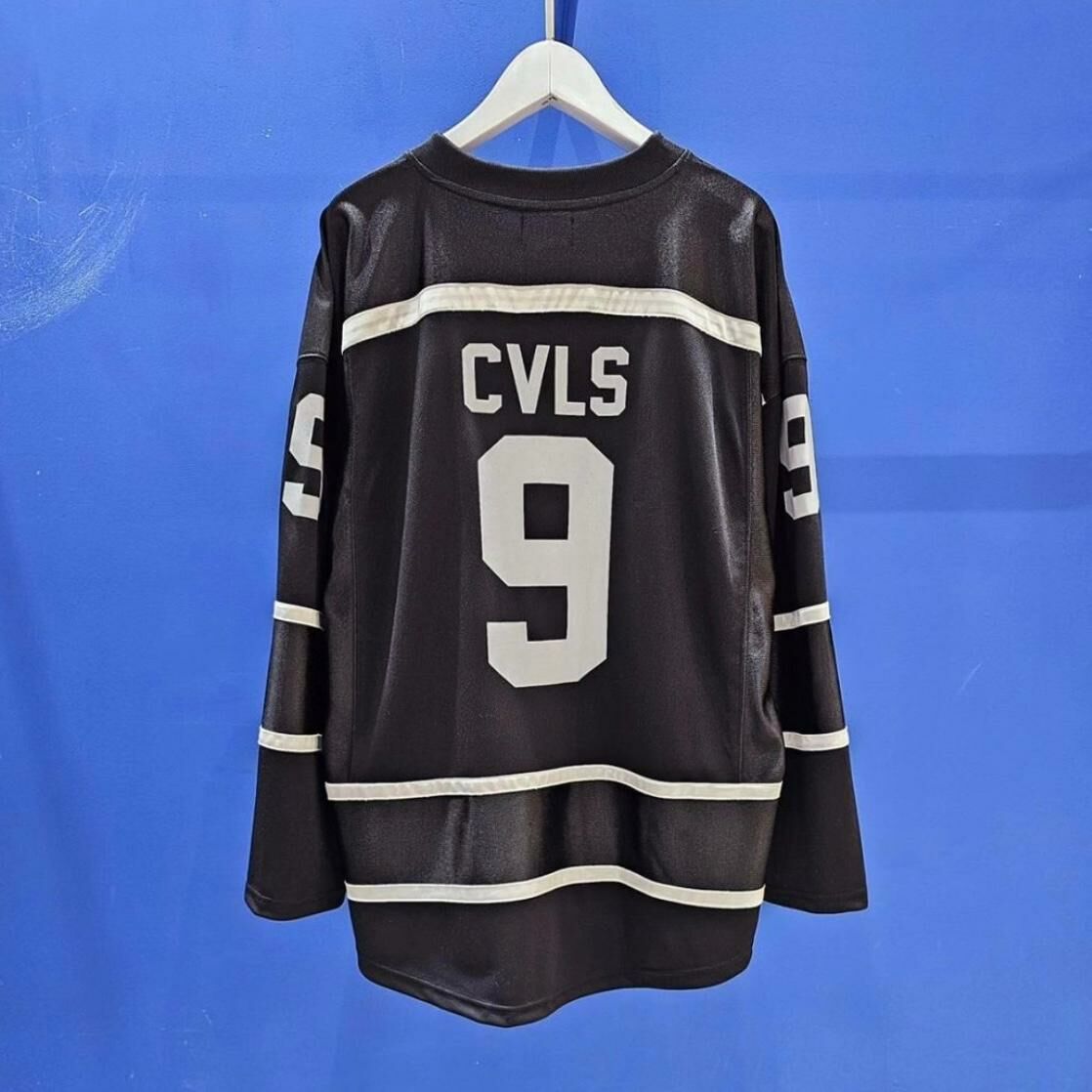 V領英文字數字長袖衫 COVILL-122T