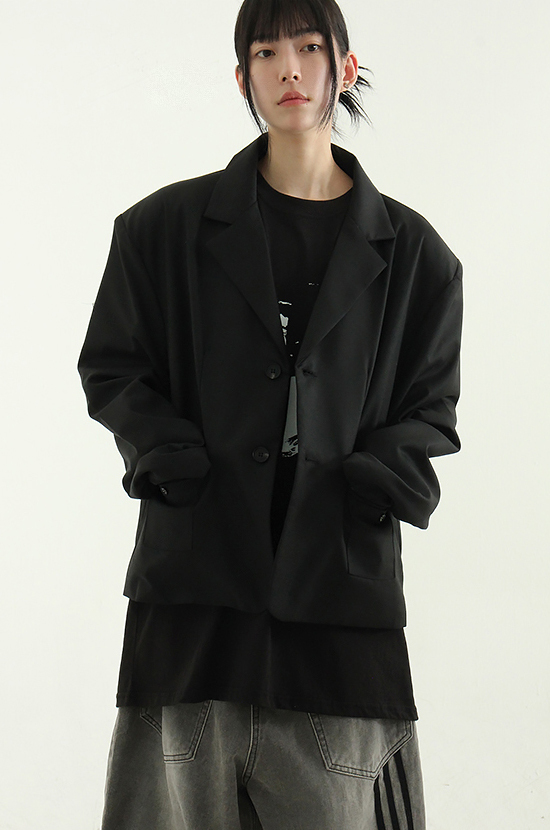 Case 短版西裝外套