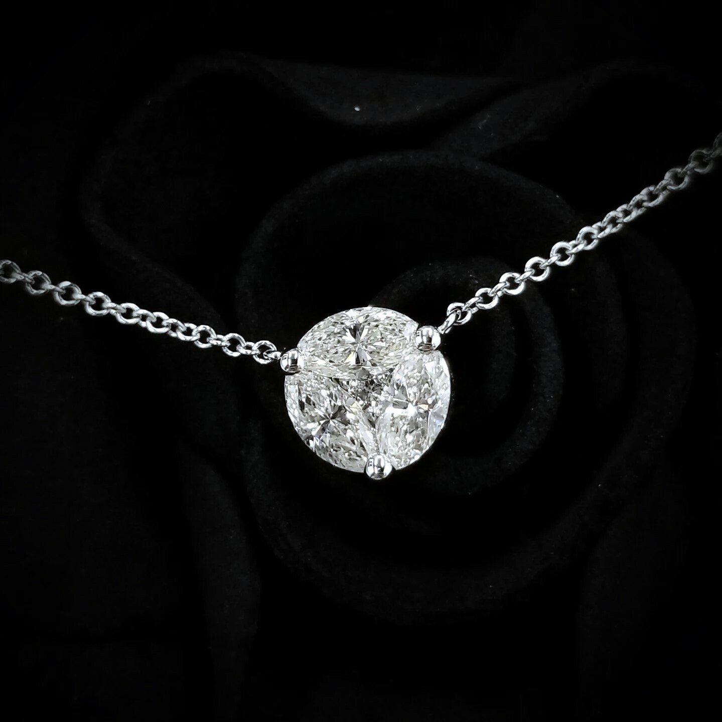 18K White Gold 0,95ct Diamond Necklace