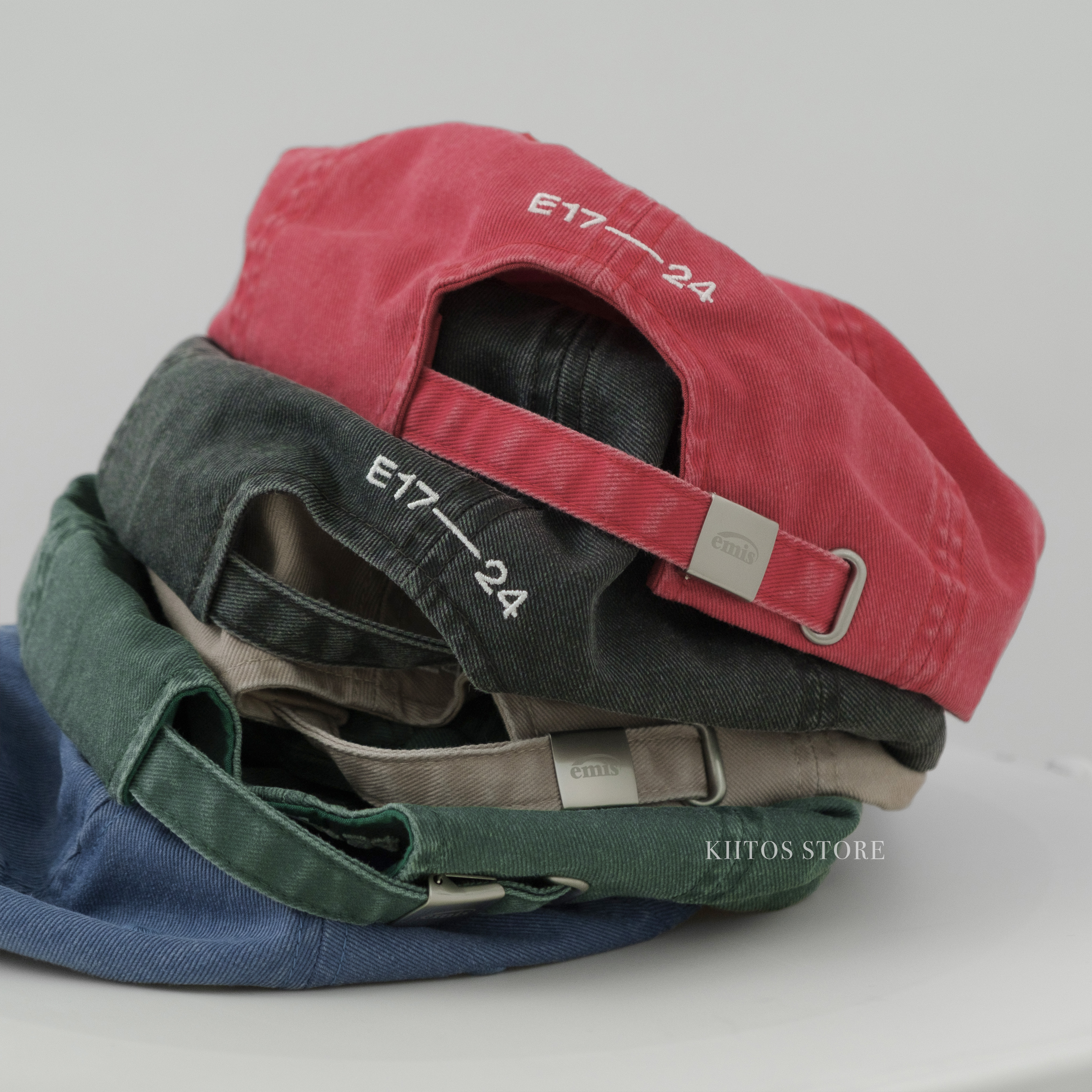 現貨 韓國代購 emis 草寫字母帽 棒球帽 老帽