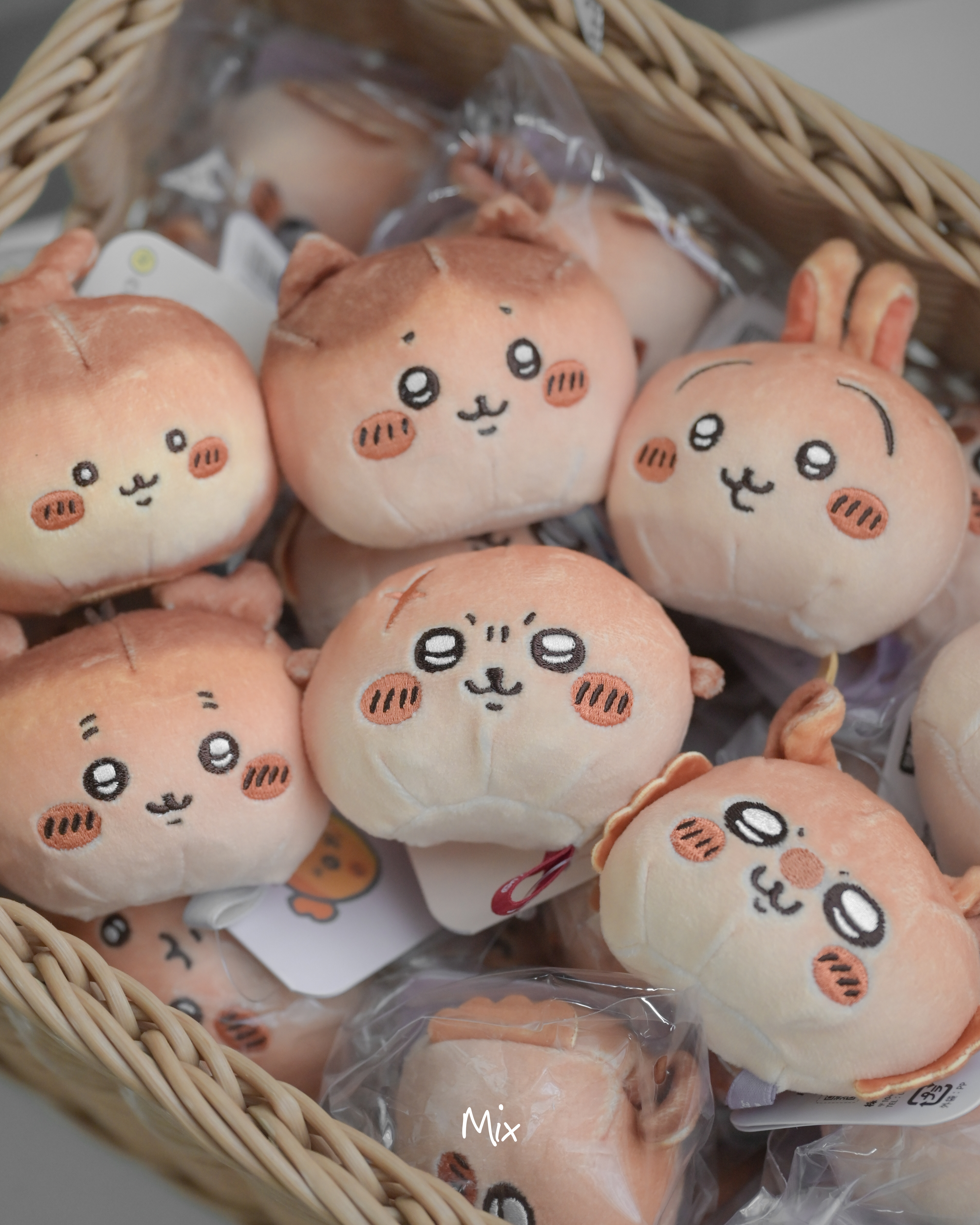 iSNEAKERS｜日本 Chiikawa 吉伊卡哇麵包 九種娃娃