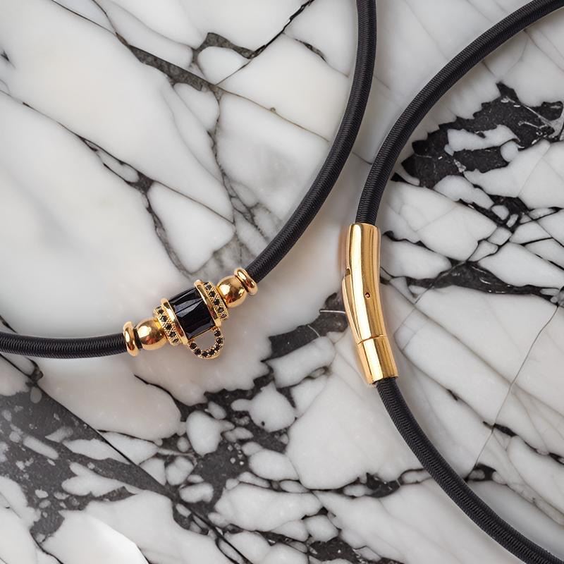 泰國佛牌鍊（T11 T247）