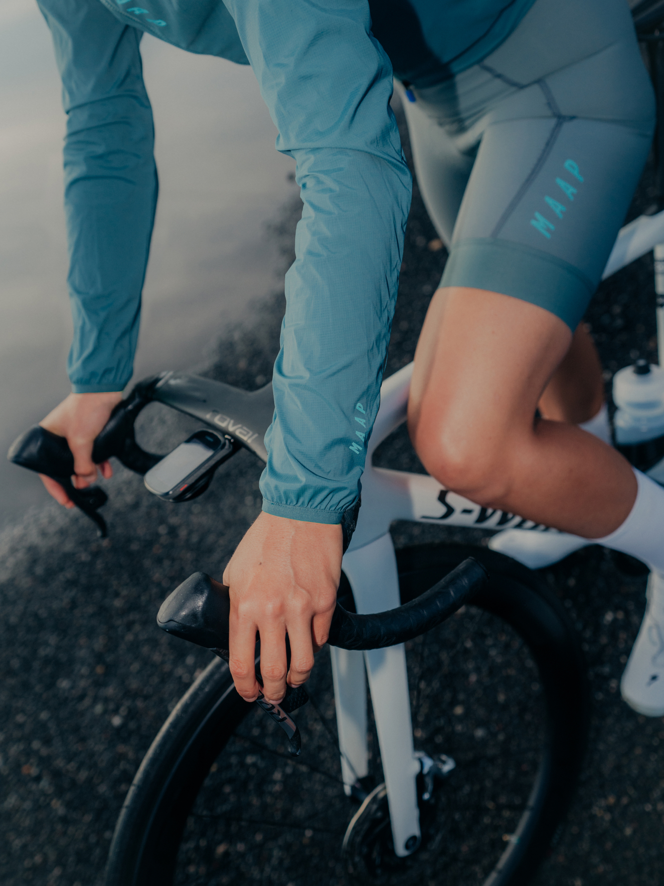 新版型【MAAP】W's Flow Jacket 女防風外套 / Dark Balsam 灰香綠