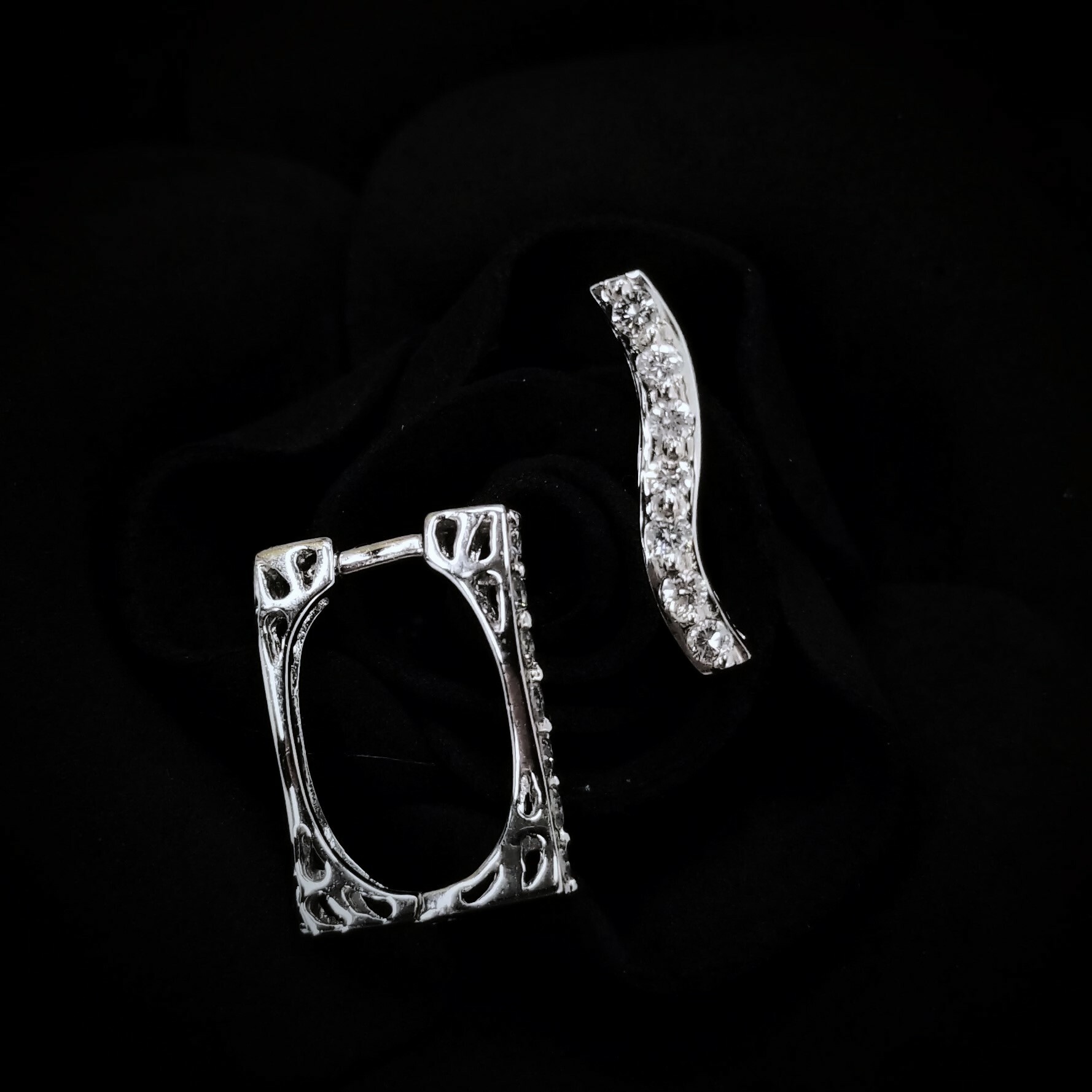 全新18K白金63份鑽石圈耳環