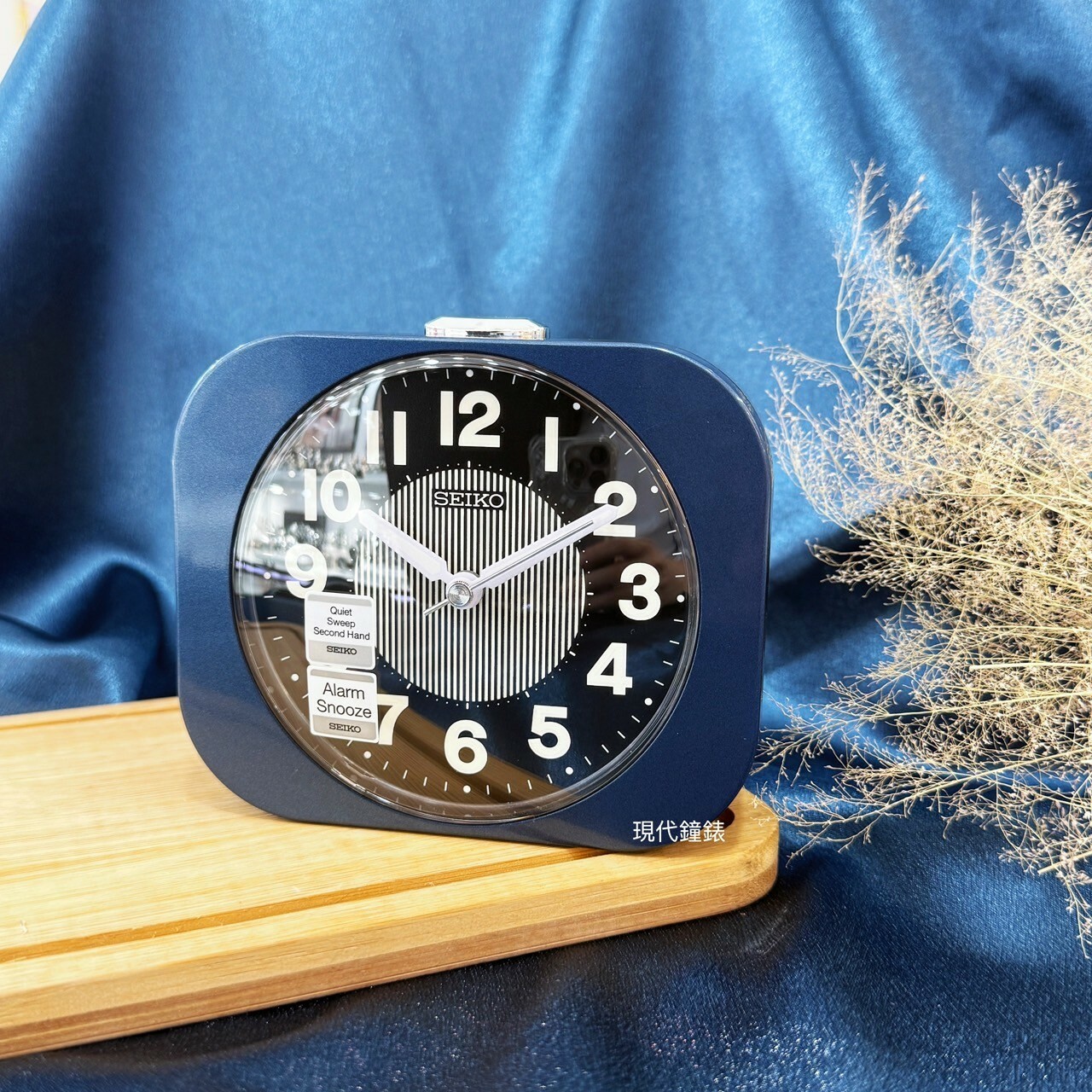 【SEIKO 精工】日本精工嗶嗶聲靜音貪睡鬧鐘 QHE206L 9.9X11.3cm 現代鐘錶