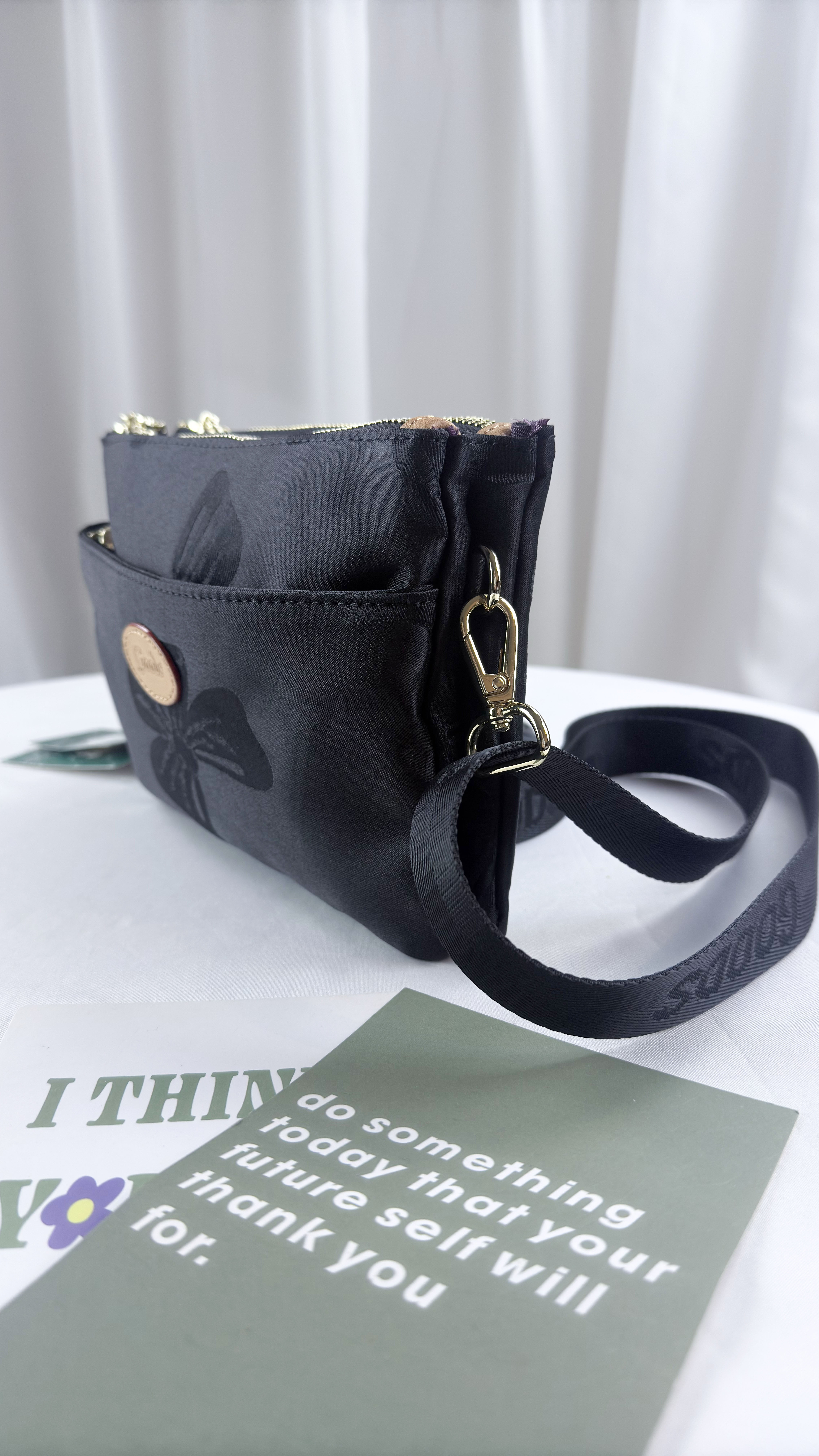 GOODS 蝴蝶拼接黑防潑水側背包  #2835