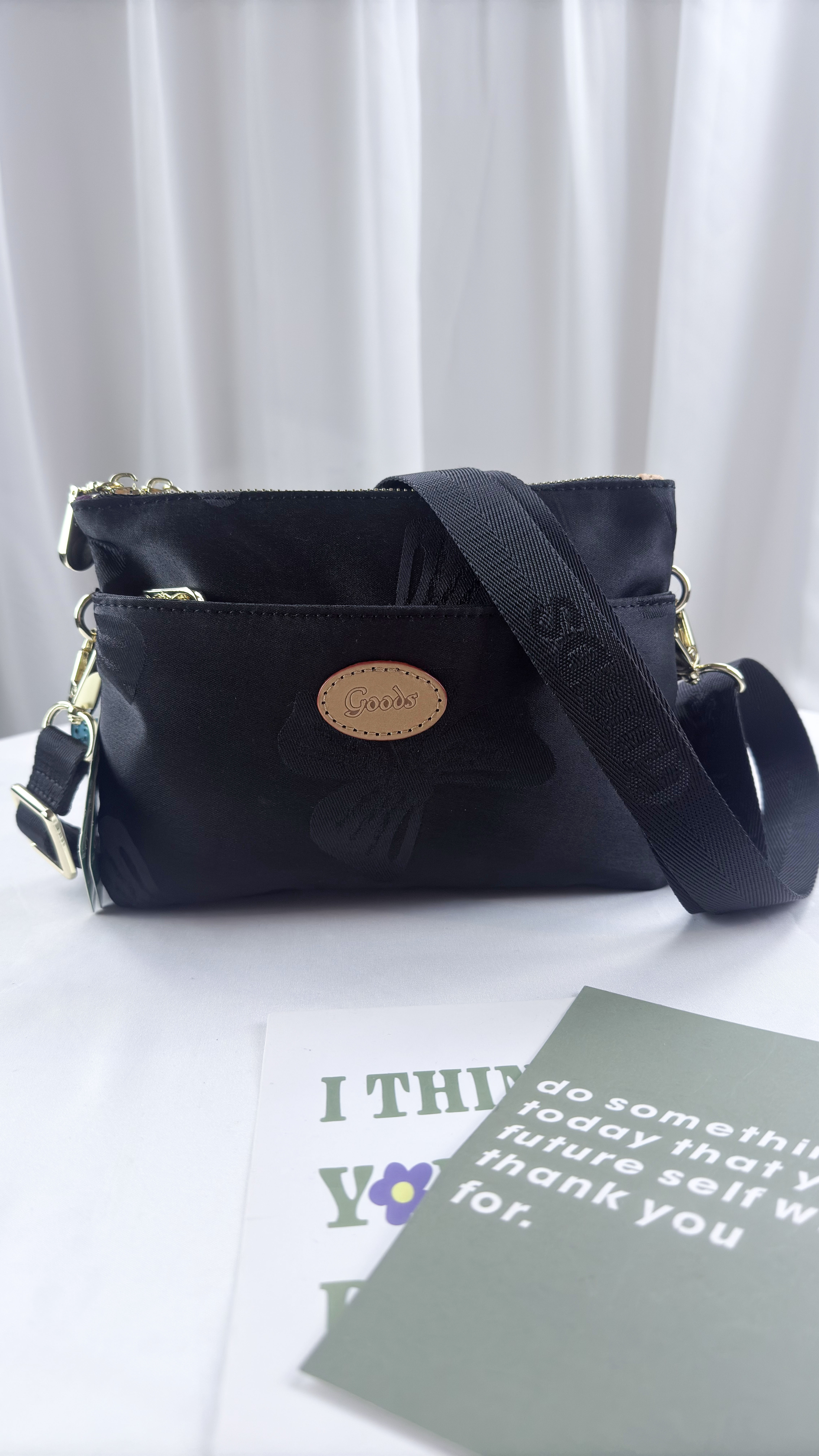 GOODS 蝴蝶拼接黑防潑水側背包  #2835