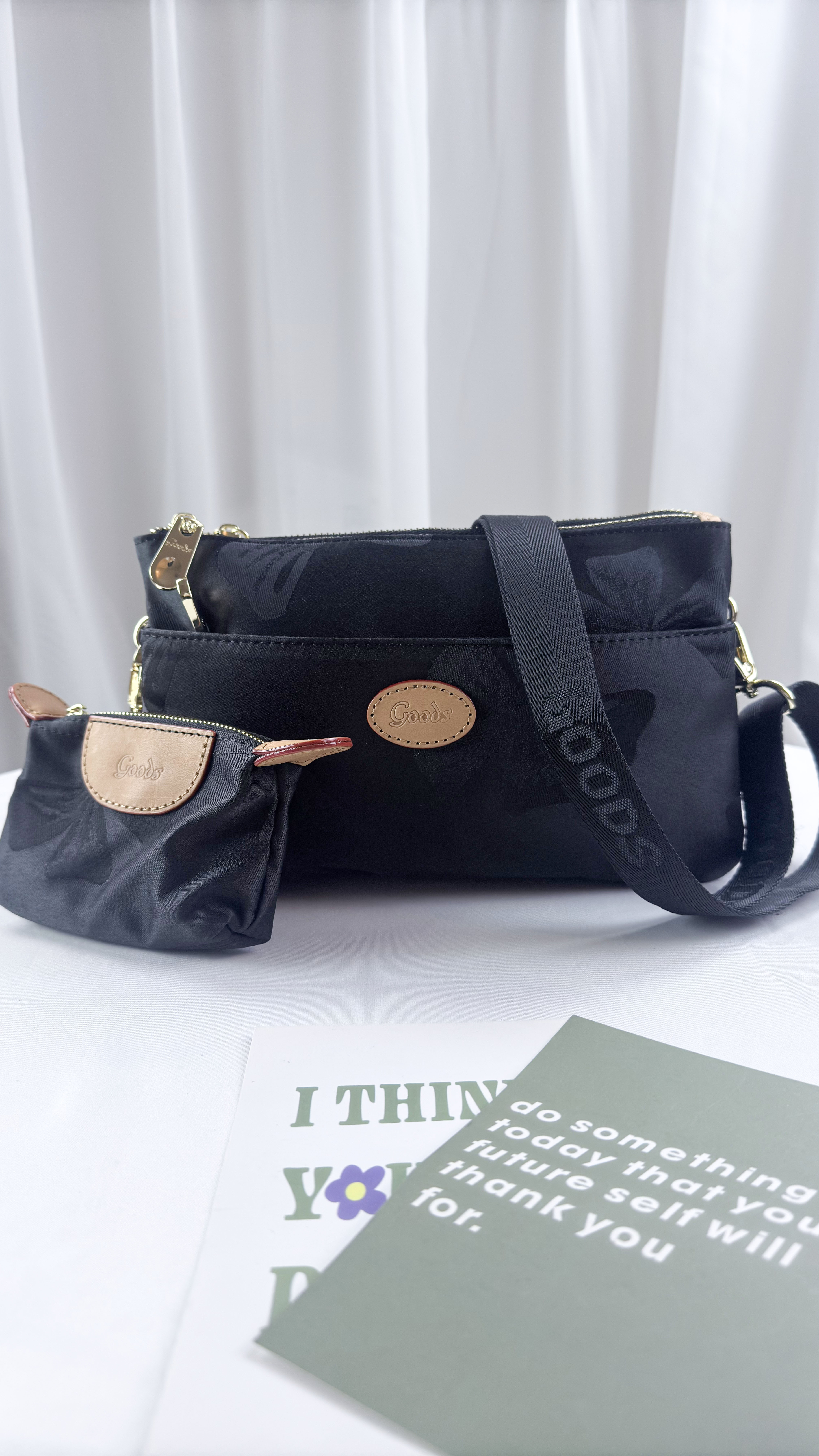 GOODS 蝴蝶拼接黑防潑水側背包 附零錢包 #2850