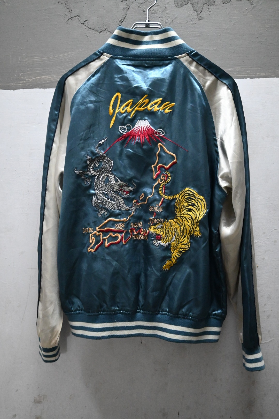 鏡花水月Souvenir Jacket