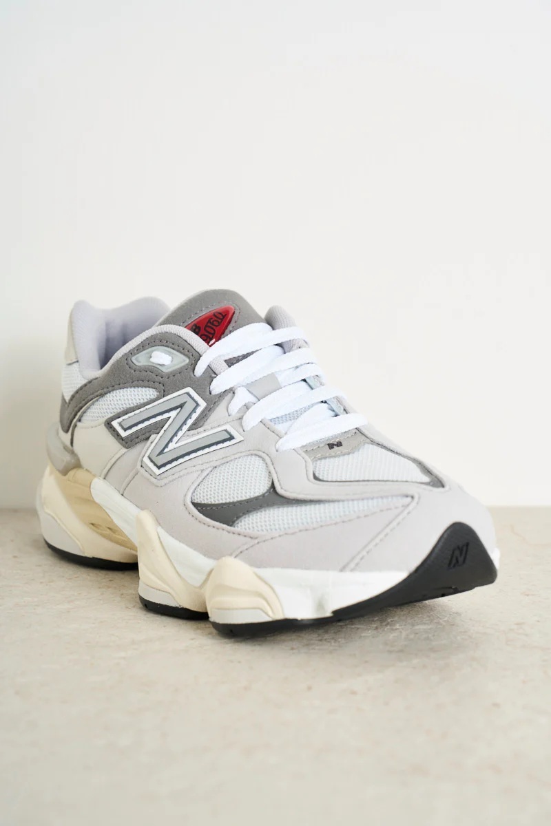 【預訂】New Balance 9060 雲霧灰-GS
