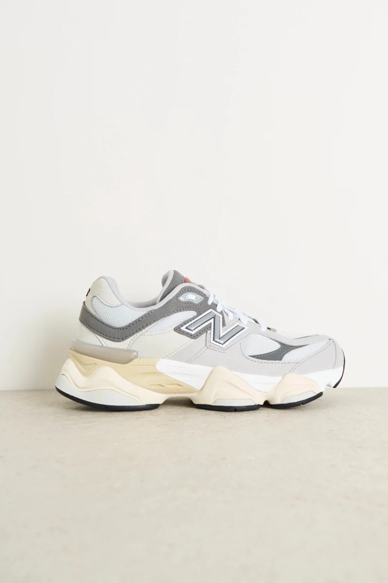 【預訂】New Balance 9060 雲霧灰-GS
