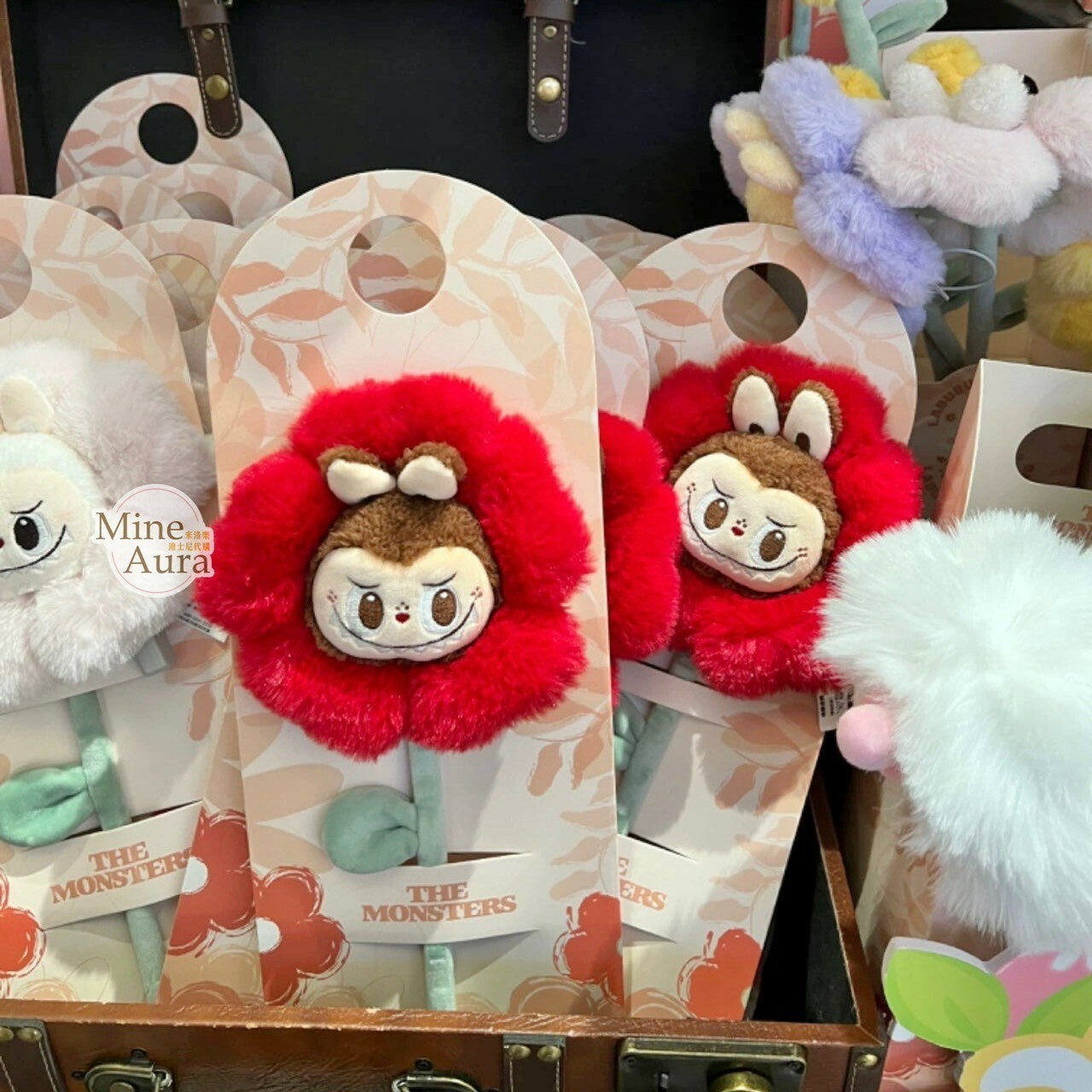 POP MART 泡泡瑪特 THE MONSTERS經典系列 拉布布 LABUBU 大頭 花朵 造型 娃娃 玩偶 -泡泡瑪特城市樂園