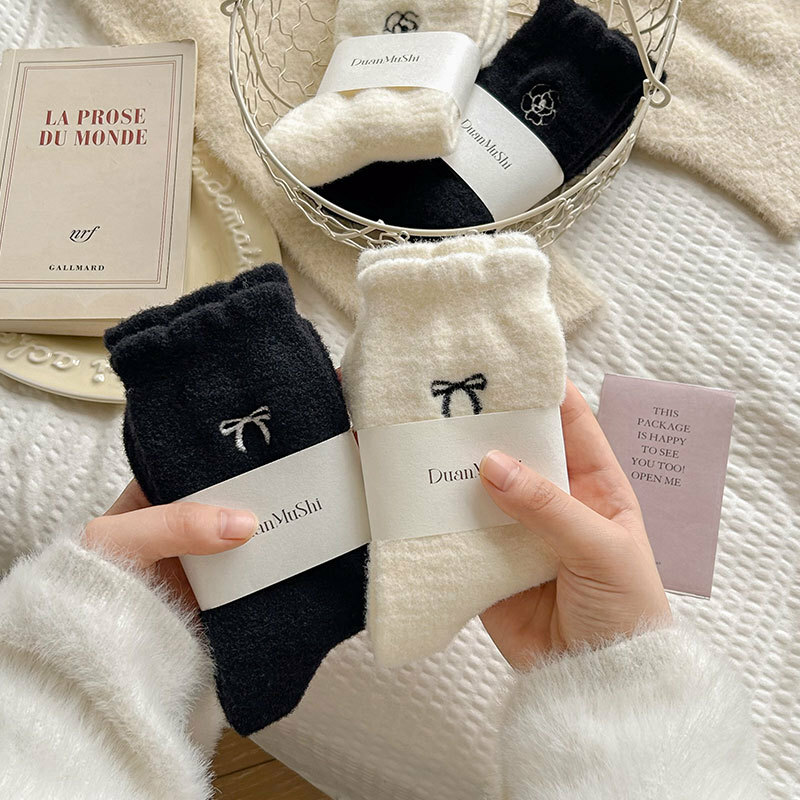 《5251》♾️秋冬加厚保暖刺繡中筒襪