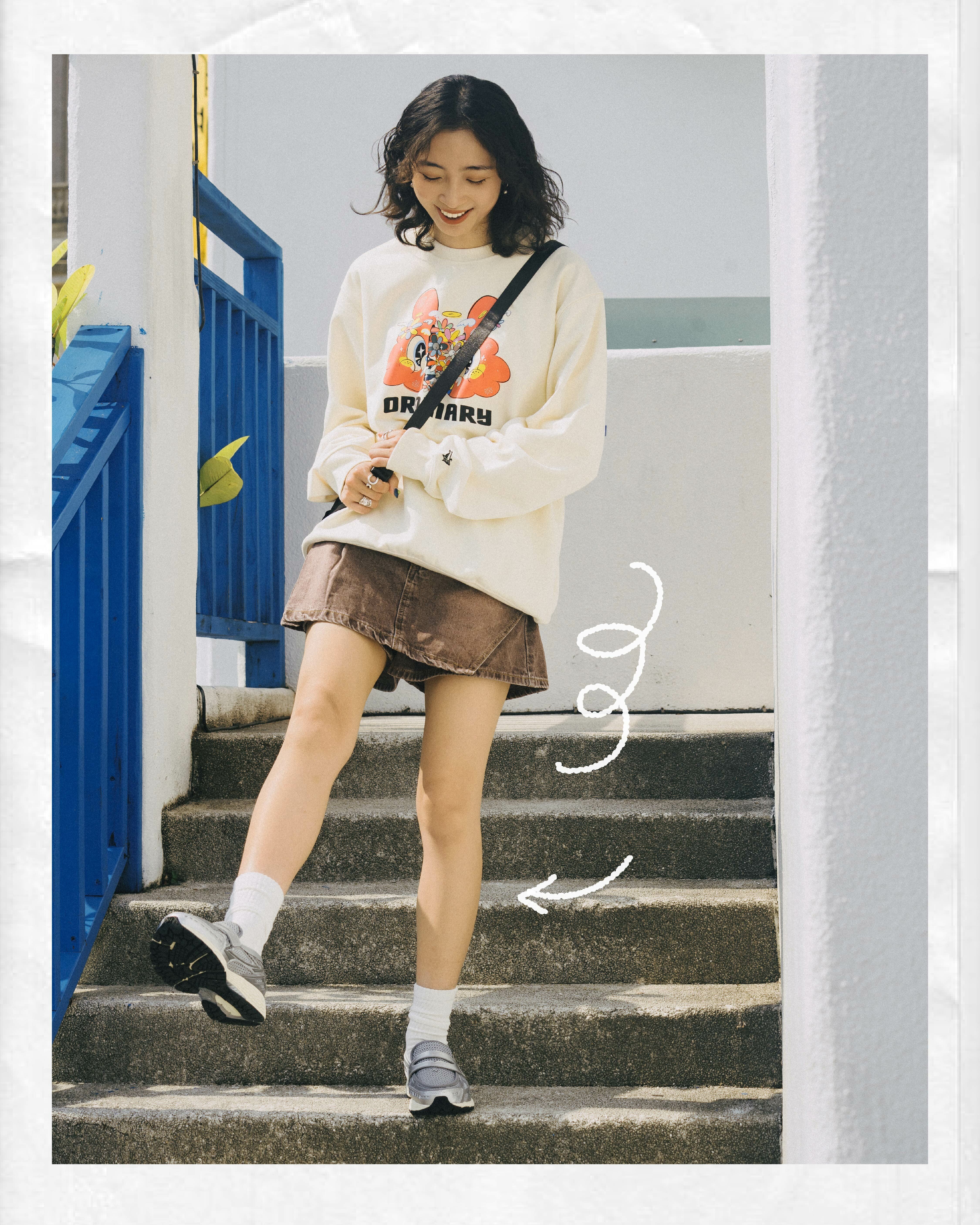 ORDINARY 花朵DILO大學TEE 2色