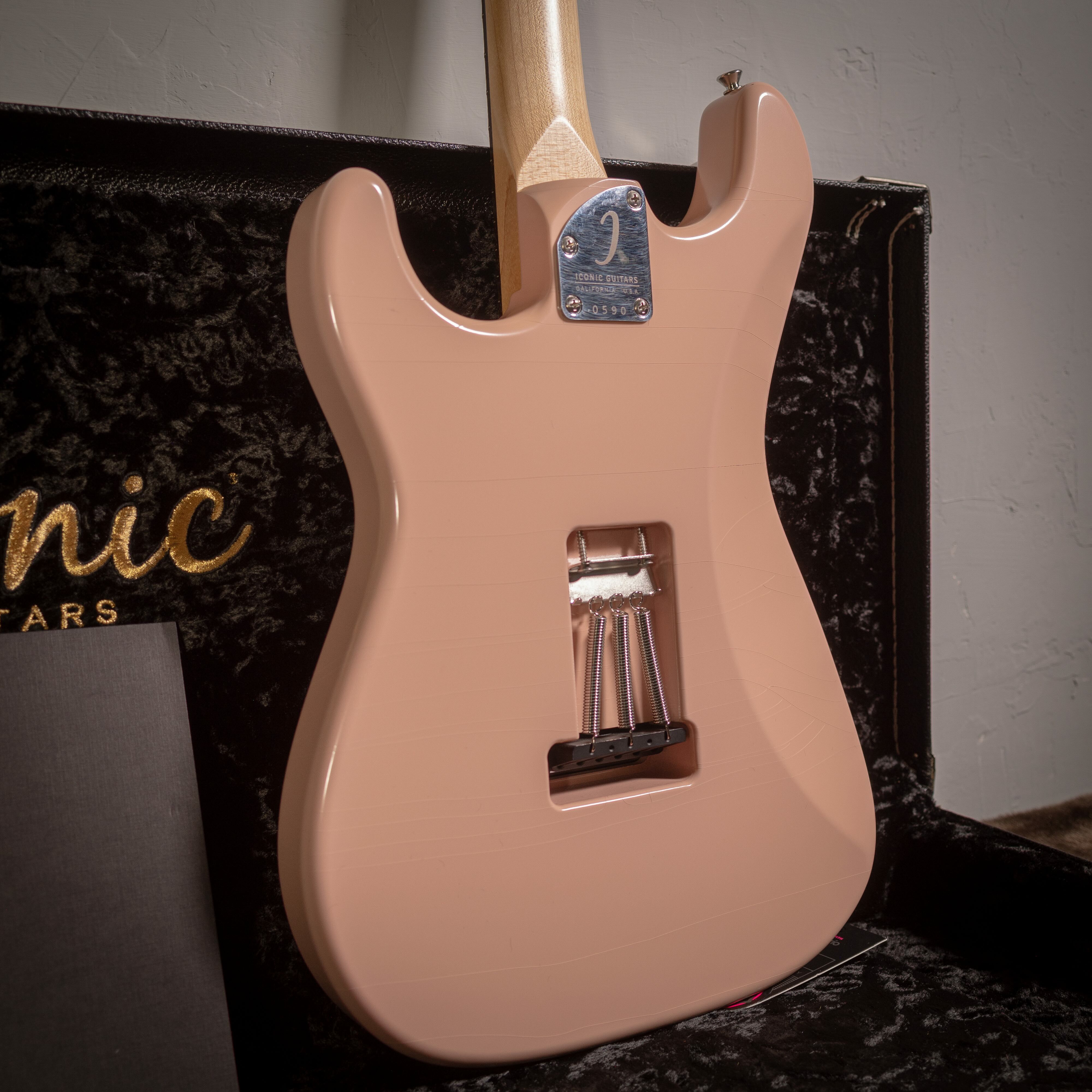Iconic Solana Vintage Modern