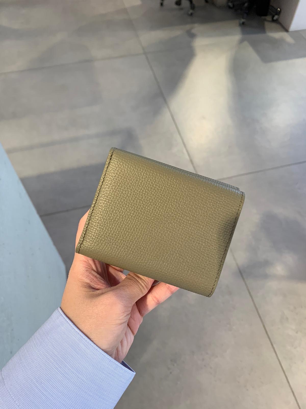 Outlet Loewe Anagram Trifold Wallet