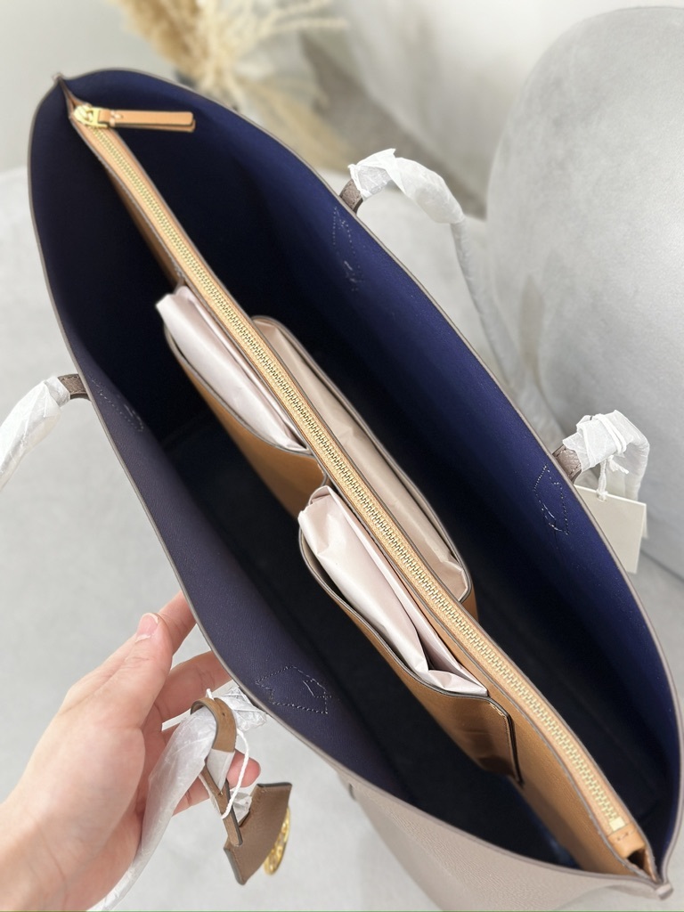 TORY BURCH Perry Triple-Compartment Tote