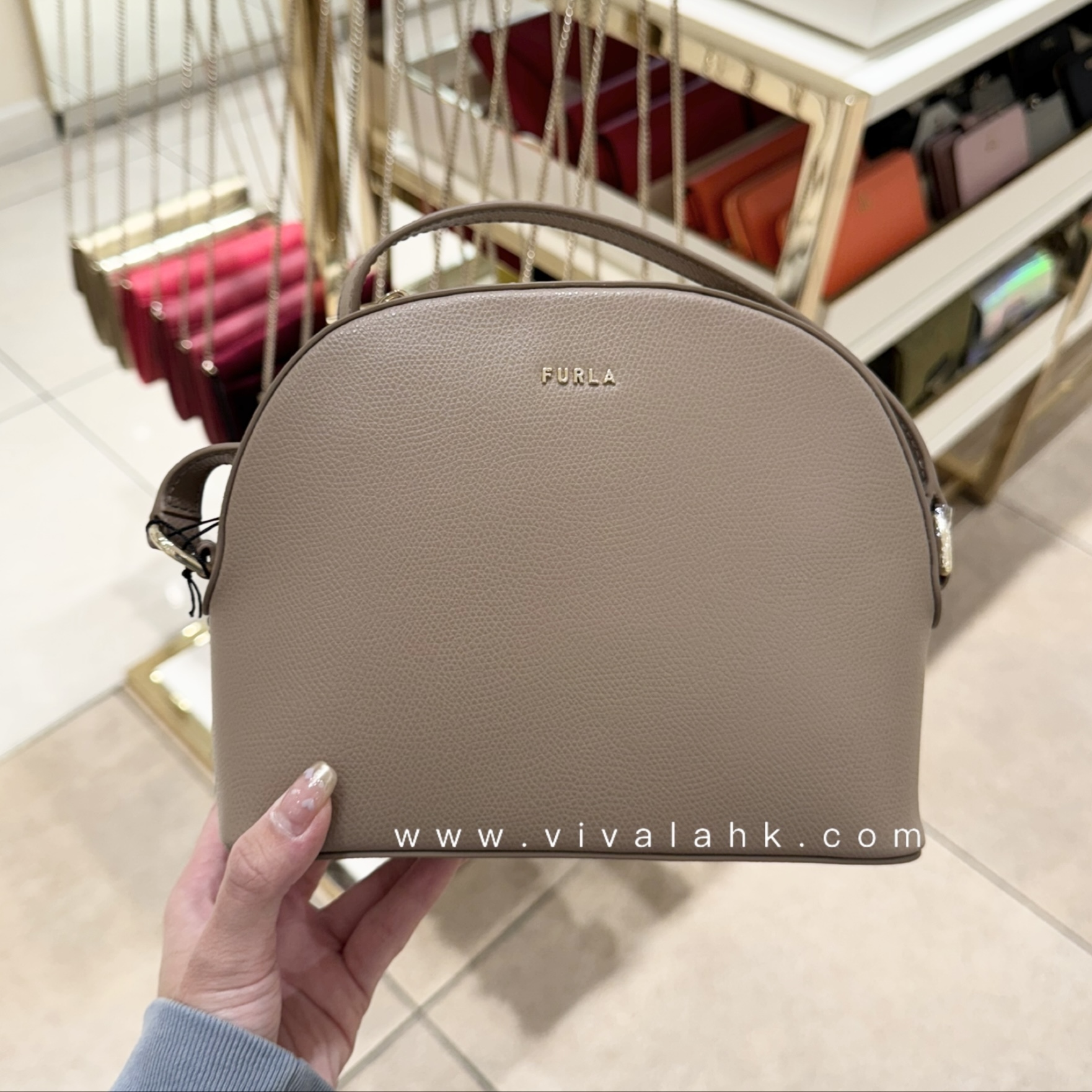 Furla - Classic 貝殼斜孭袋 (WE00711 BX0306)