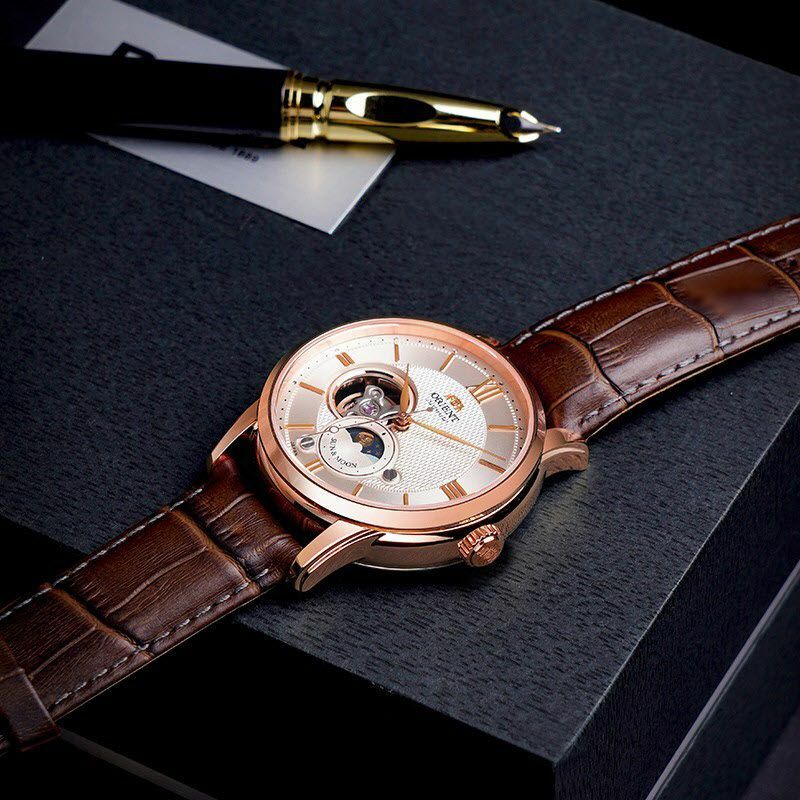 萬年鐘錶 - 東方錶  ORIENT   日月晝夜之美 Orient Bambino系列月象機械腕錶  RA-AS0009S  錶徑 : 42mm