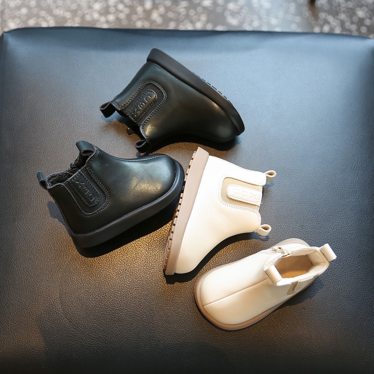 韓系帶拉鍊小皮靴