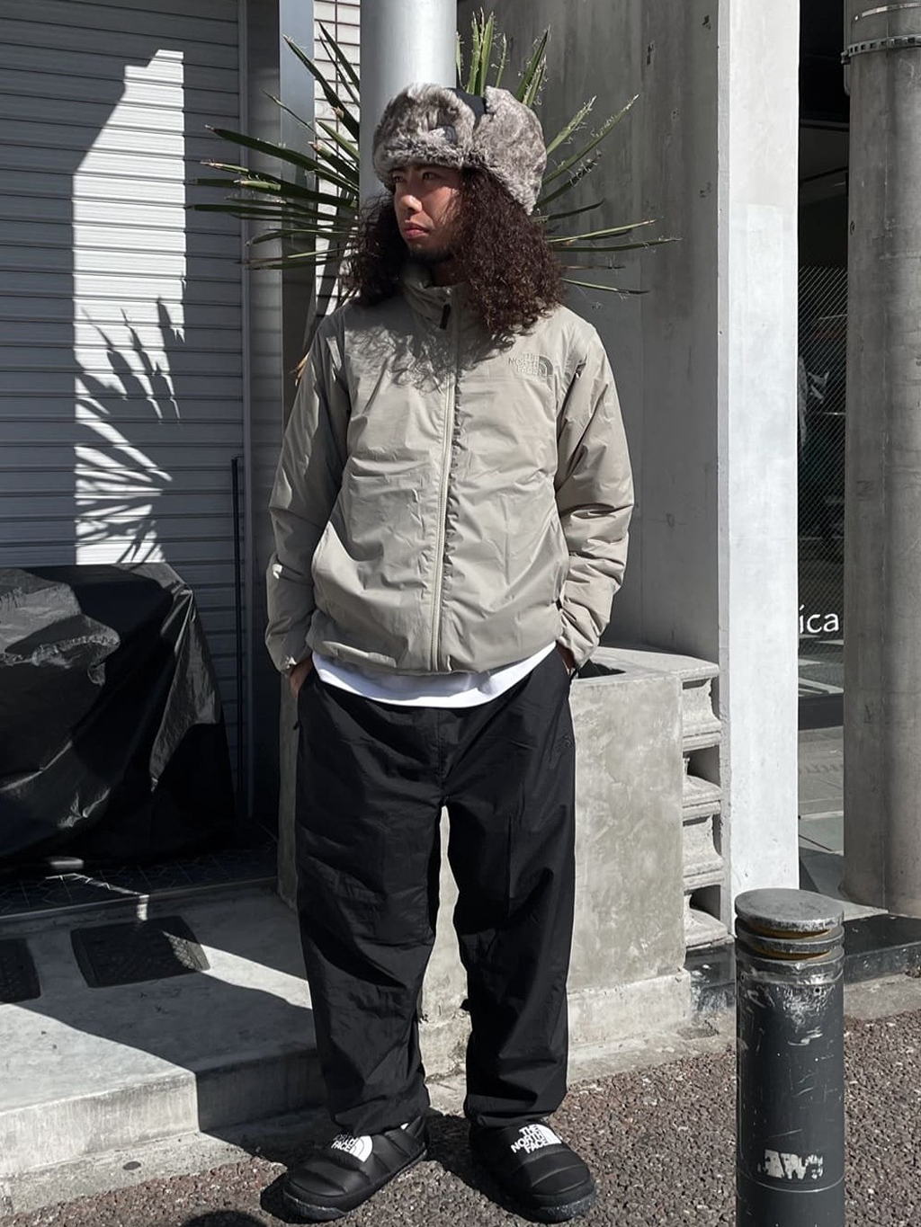 日本TNF多功能輕羽絨外套