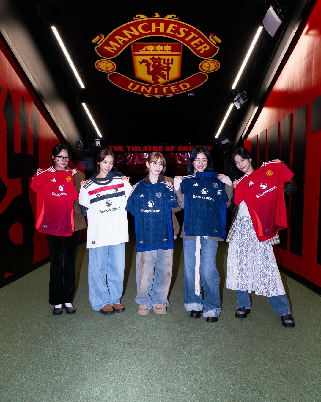 マンチェスターユナイテッド LE SSERAFIM ユニ24-25 SAKURA マンチェスターユナイテッド LE SSERAFIM ユニ24-25 SAKURA 39