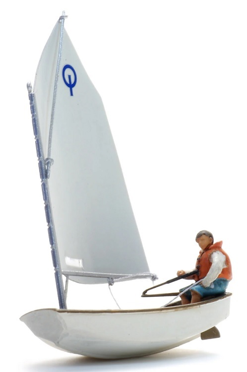 Artitec 387.579 HO規 Optimist帆船.附人物
