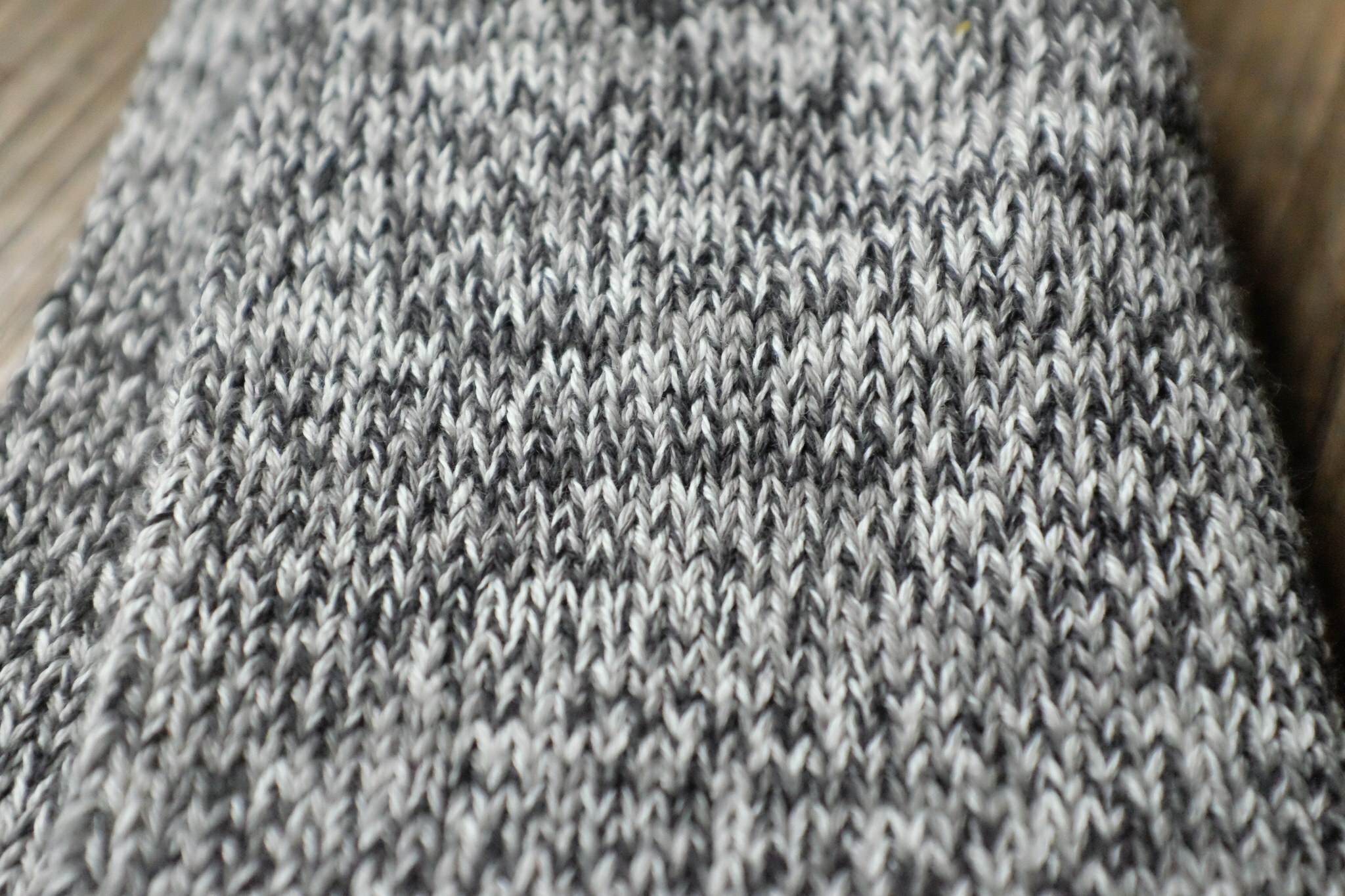 UES MELANGE CREW LENGTH SOCKS /Gray