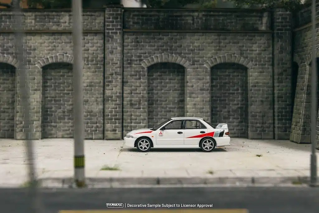 Tarmac Works Mitsubishi三菱 Lancer RS Evolution White Lamley Special Edition