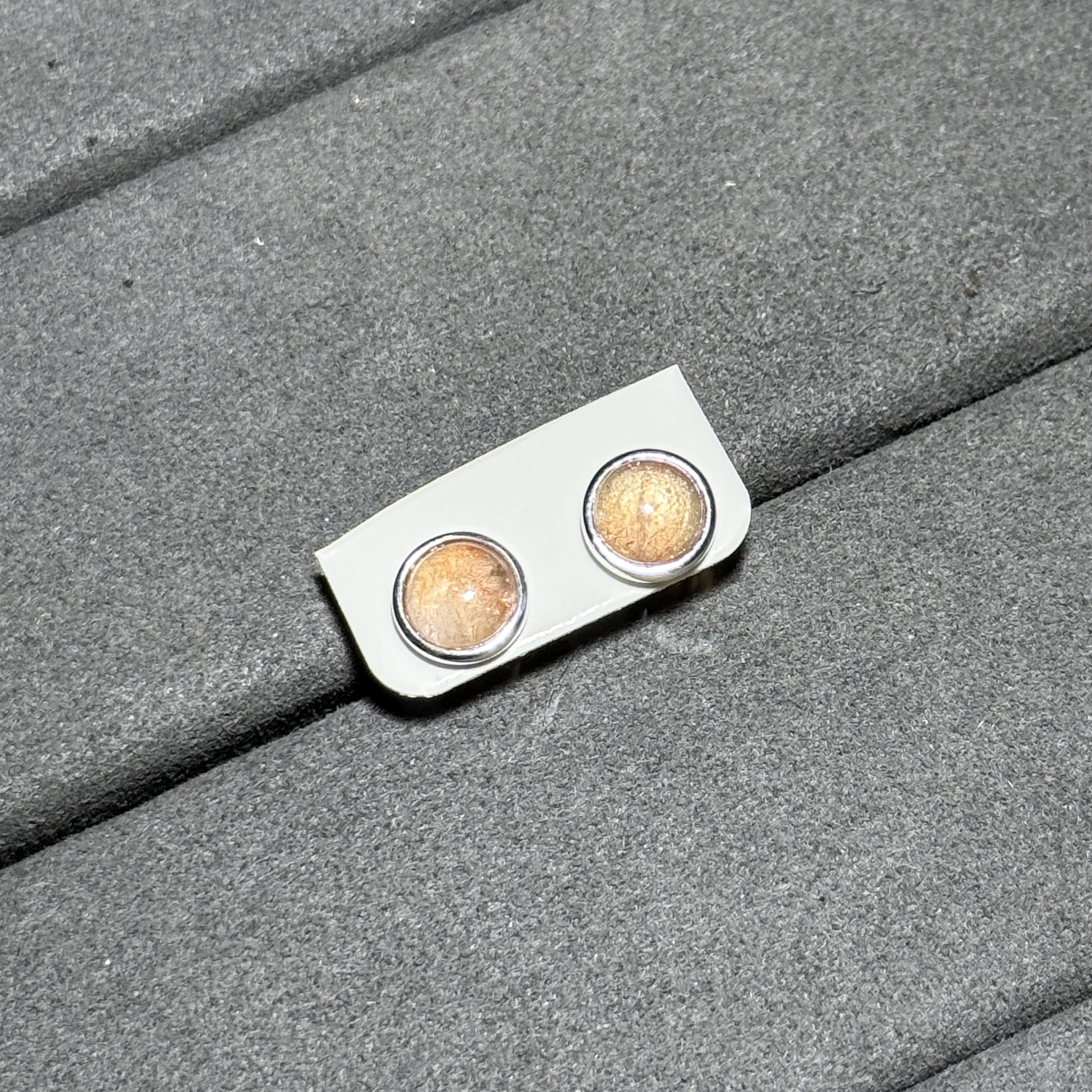 俄羅斯士多啤梨晶耳環 CA1529