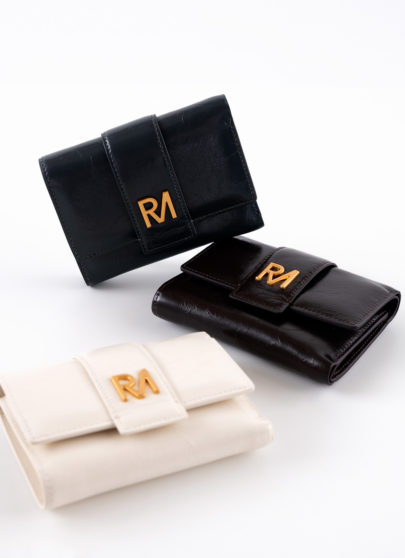 台湾 ROBINMAY Vitti 本革 ショートクリップ L145 楽天市場】保証付 返品OK 正規品 2025 ROBINMAY ロビンメイ L145
