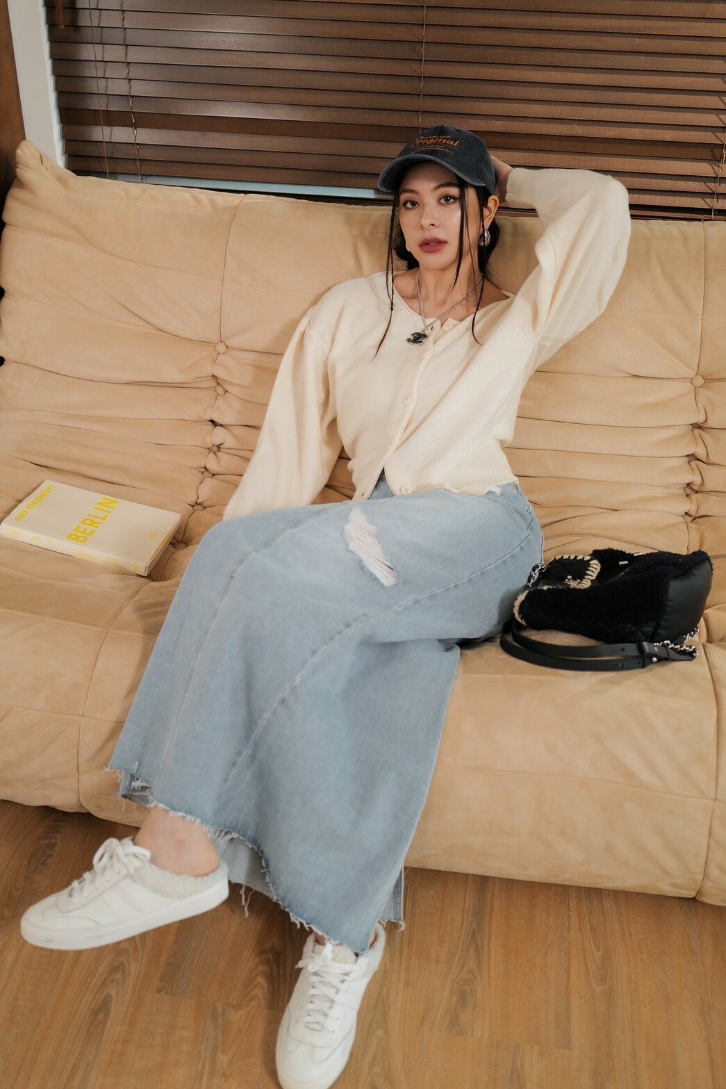 必備羊毛排釦外套_AMISSA（米白）