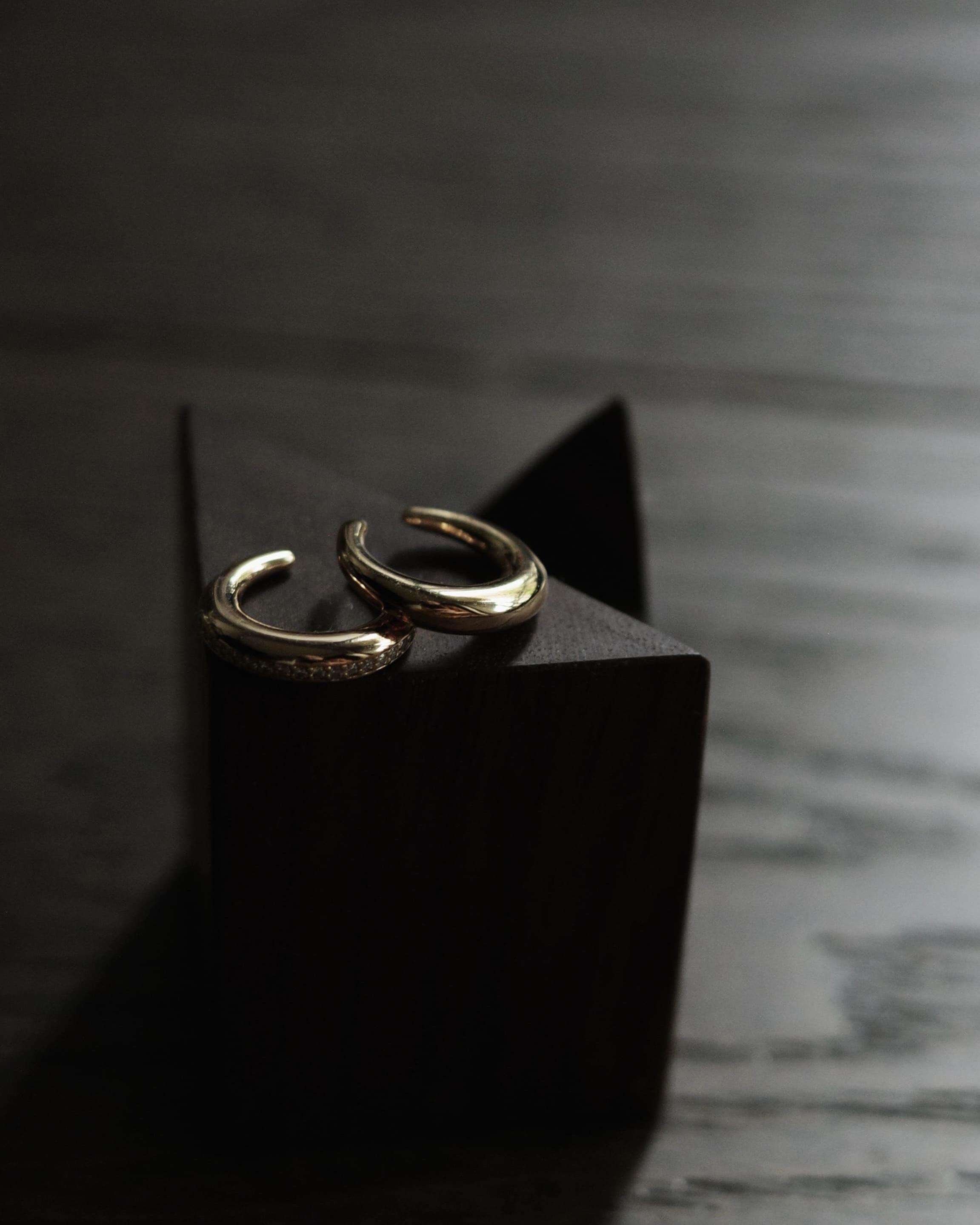 不對稱月牙耳扣