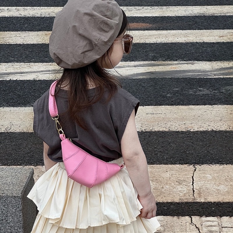 牛角麵包斜跨包