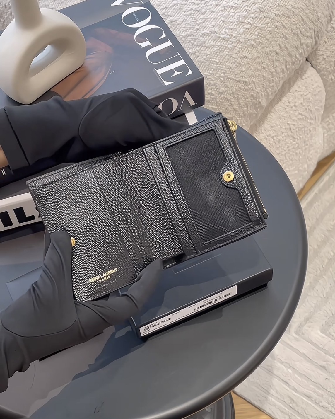 YSL｜一字拉鍊對開短夾 黑金