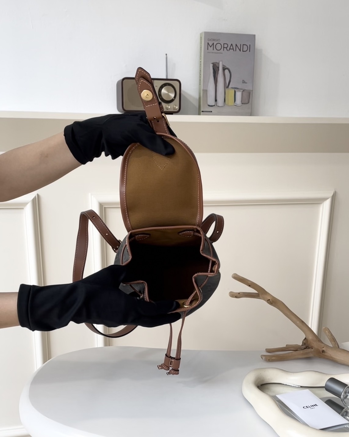 CELINE｜凱旋門迷你雙肩小書包 棕色老花