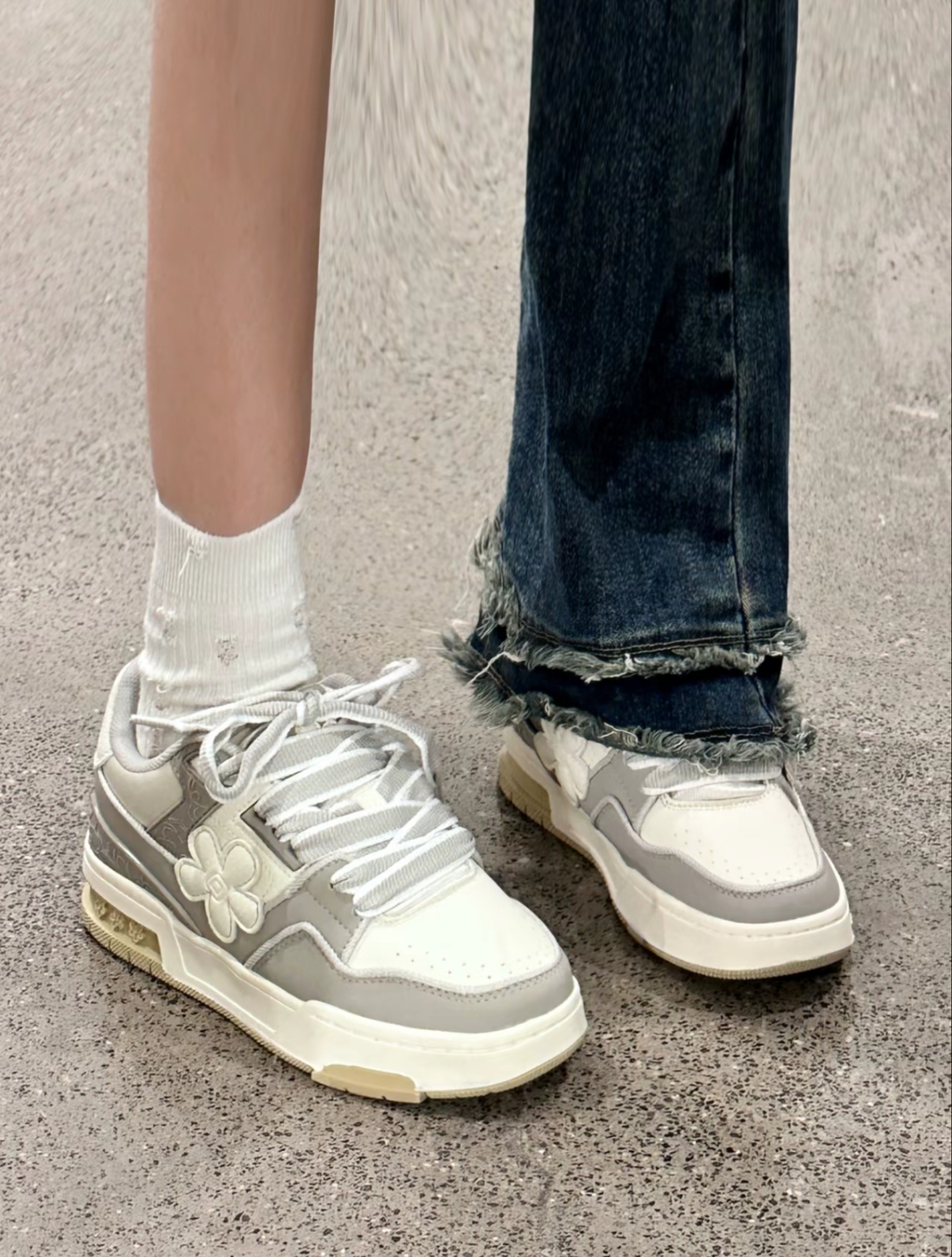 We Flower 小花鞋 老爹鞋 灰白色 板鞋 象灰色 復古 厚底 麵包鞋/預購