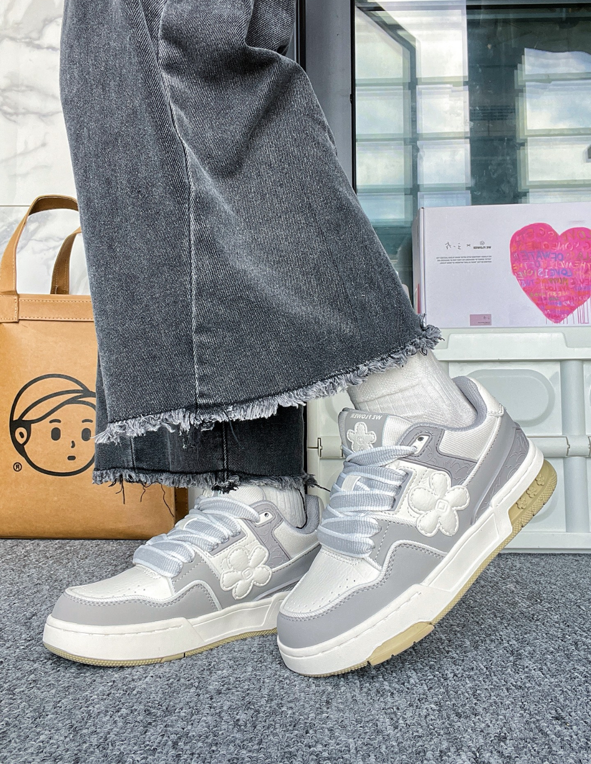 We Flower 小花鞋 老爹鞋 灰白色 板鞋 象灰色 復古 厚底 麵包鞋/預購