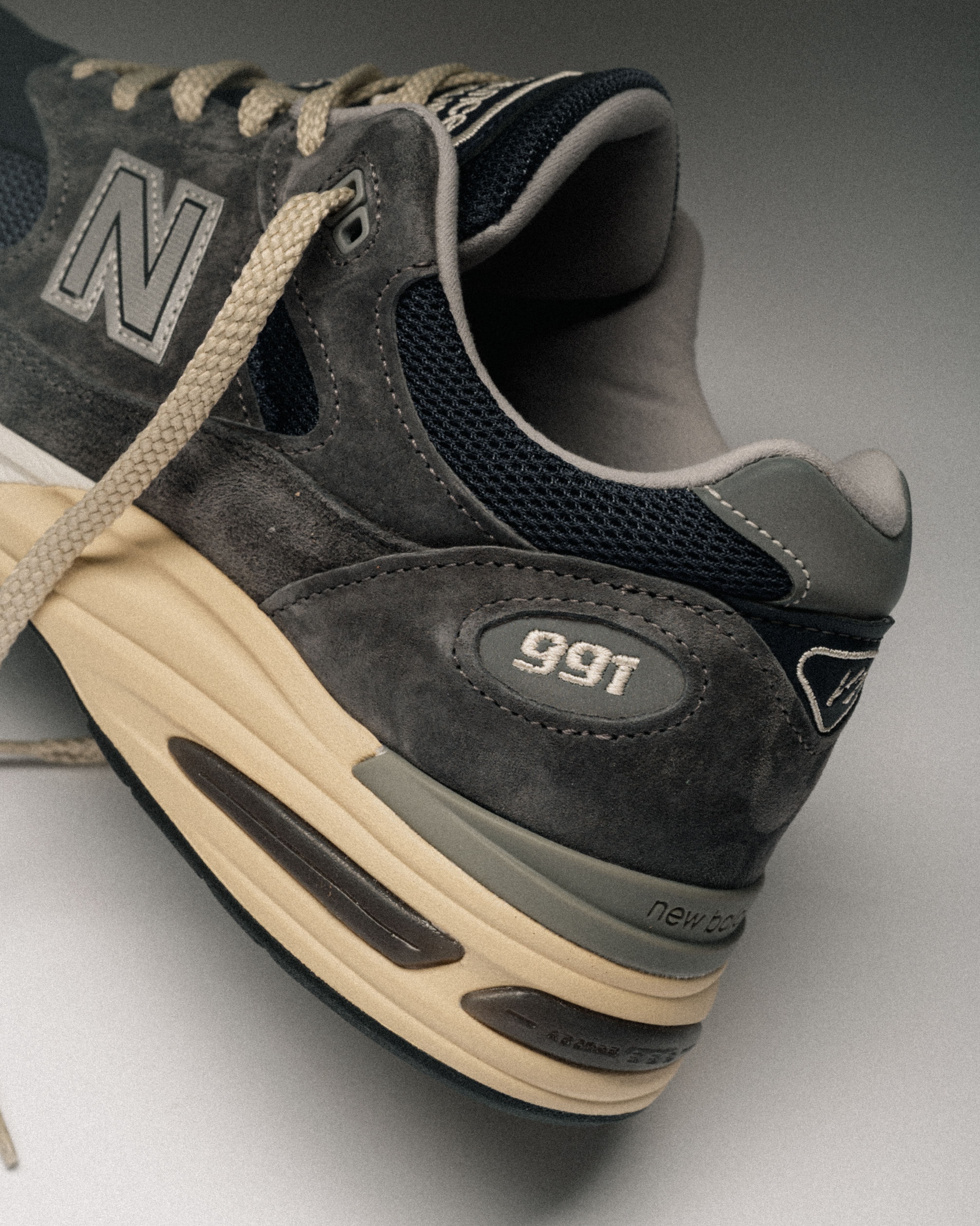 New Balance U991GG2 in Grey New Balance