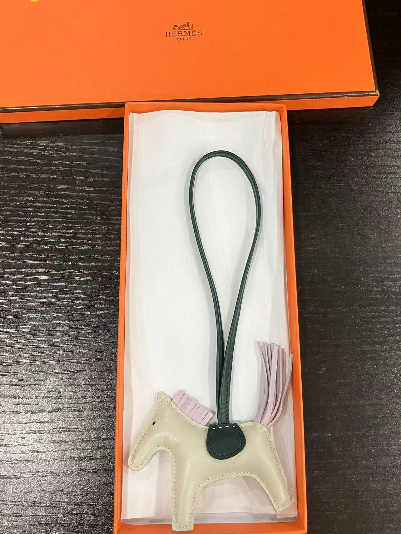 HERMES 小白馬配飾 -M