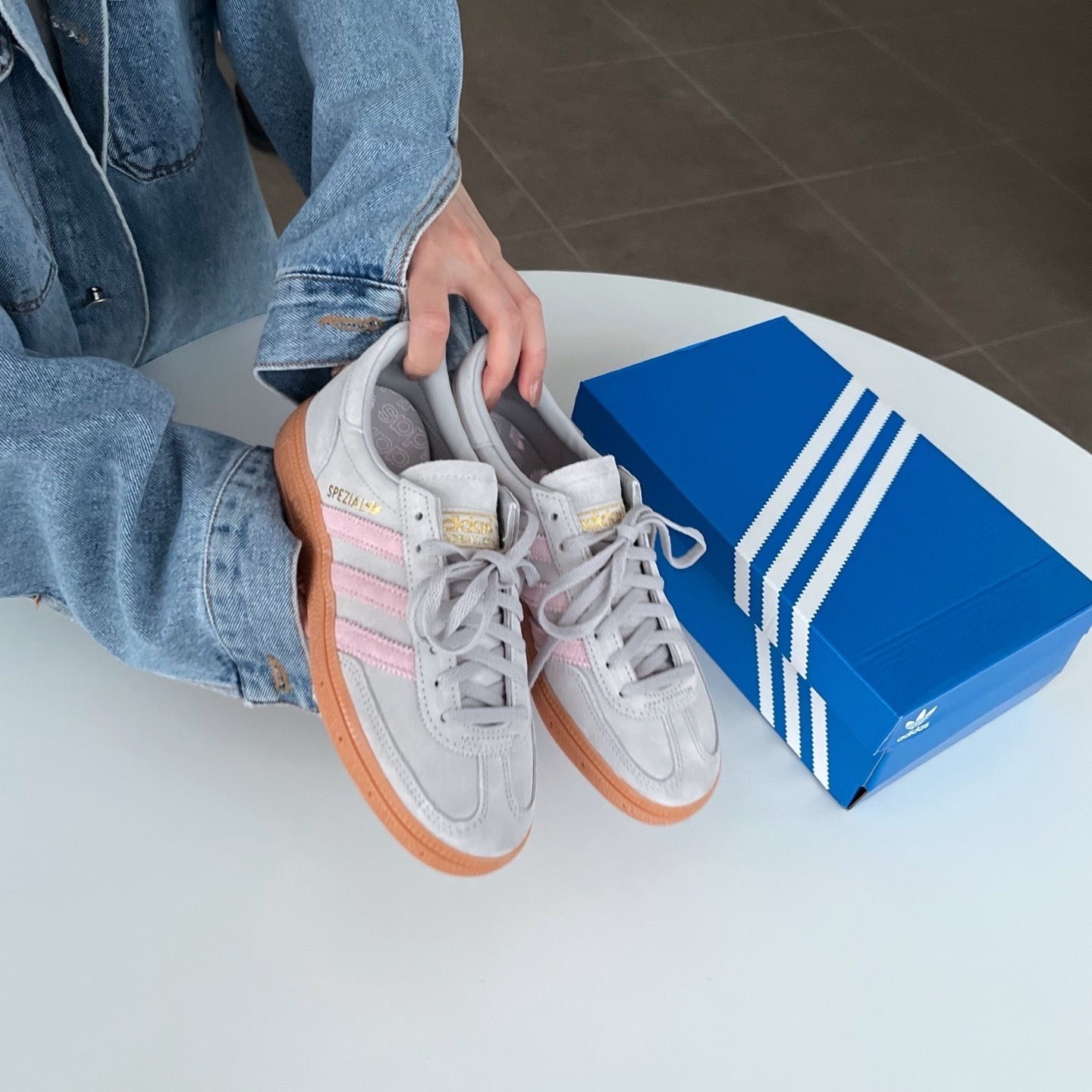 Adidas Originals Handball Spezial 日本新款 低飽和灰 粉色 復古鞋 JR3083