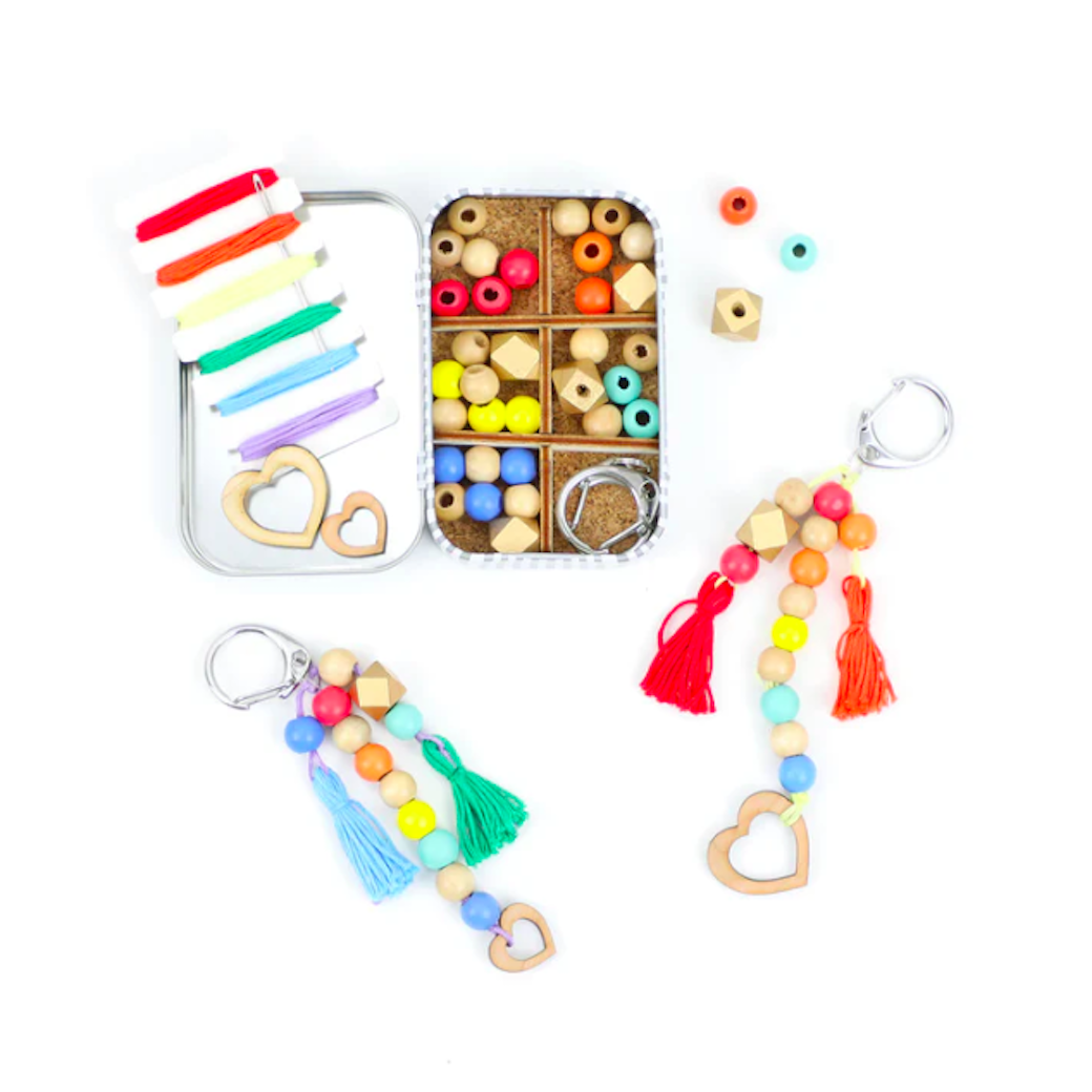 「你和我」鐵盒 | DIY串珠鑰匙圈