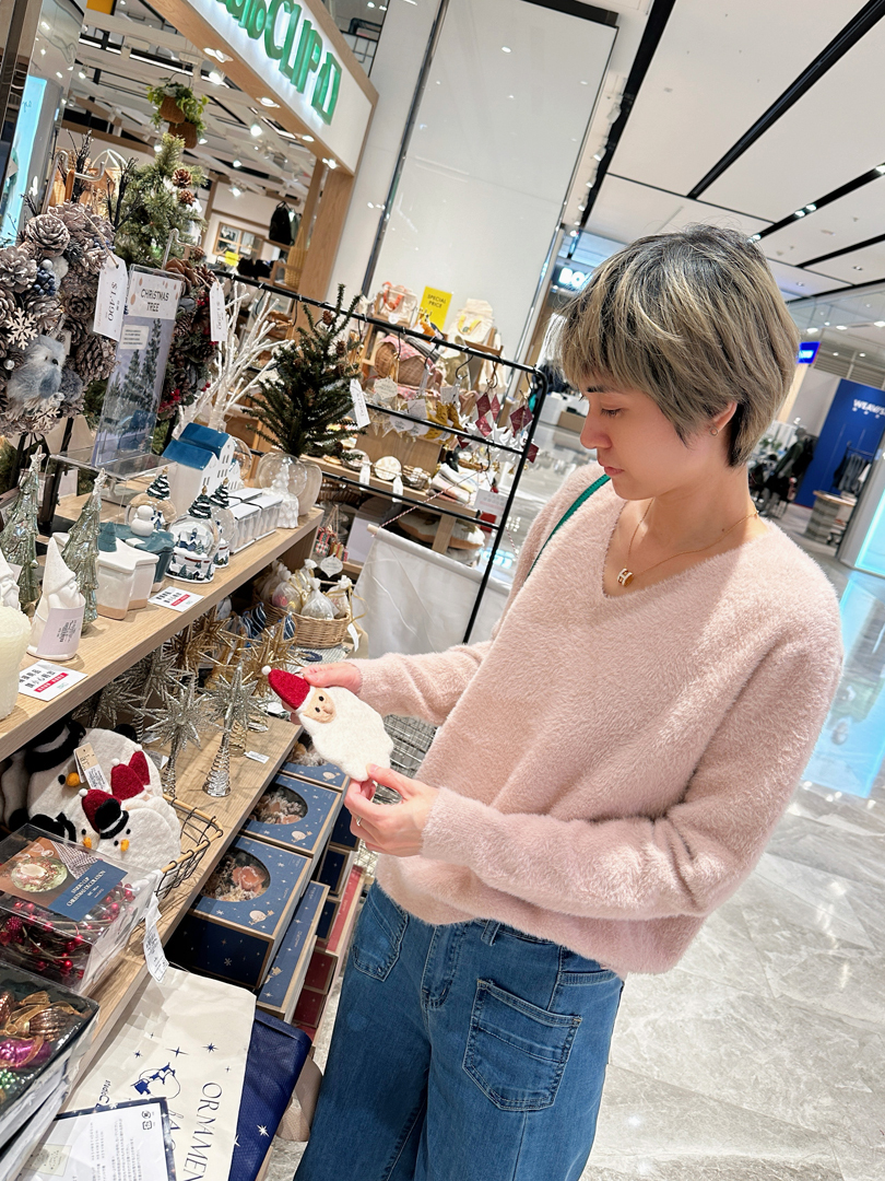 闆娘超推! 人氣冠軍V領水貂上衣 ⚡搶手必敗單品 包色款⚡ 陸續上新色