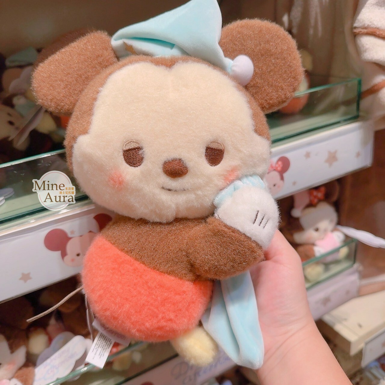 Dreamy afternoon 系列 米奇 Mickey 側坐抱被被 娃娃 玩偶 -香港迪士尼樂園