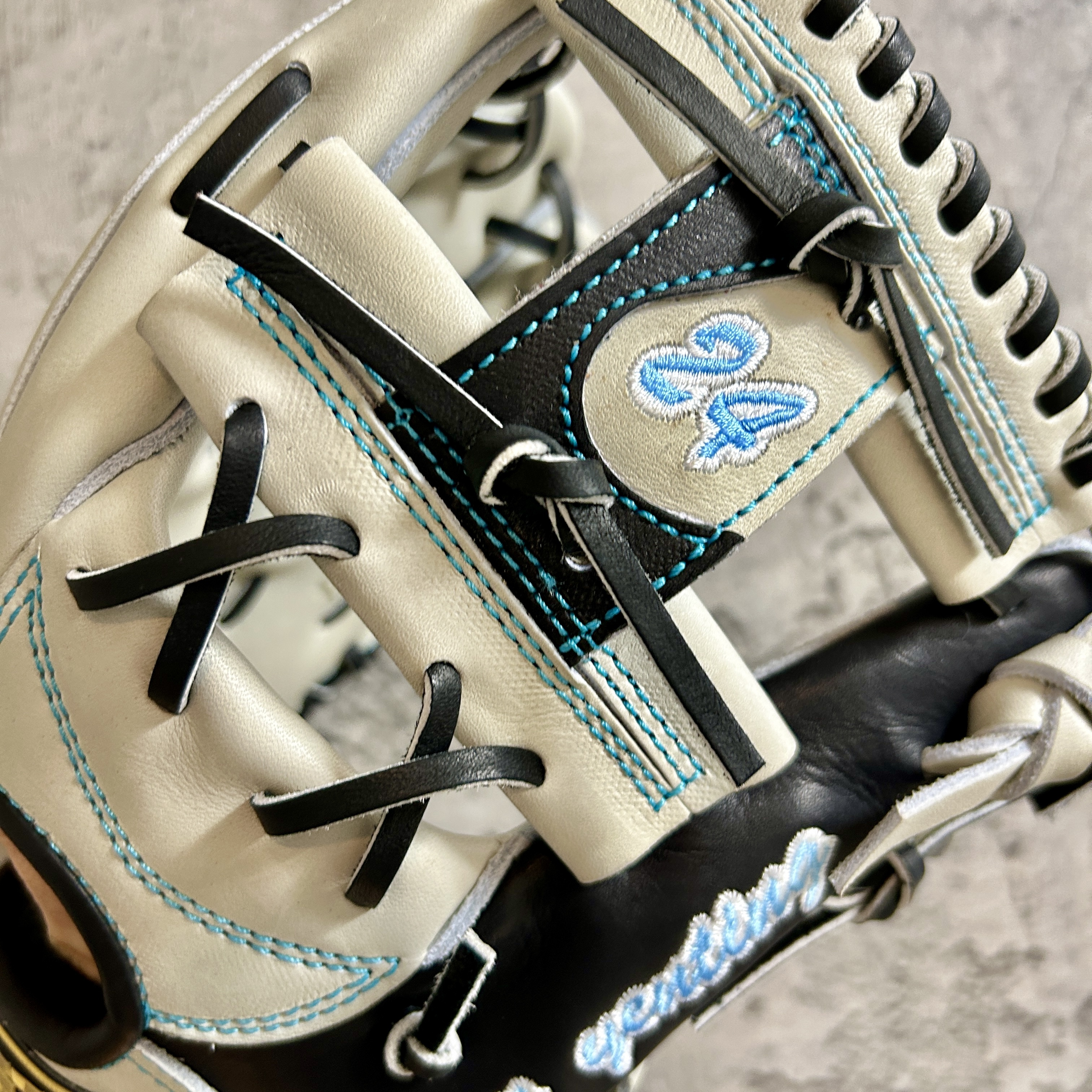 【照片分享】ZETT 硬式 内野手用 236型 源田モデル