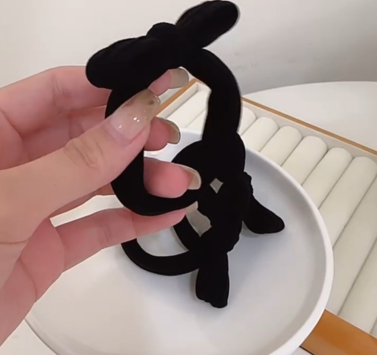 N113黑色蝴蝶結髮圈