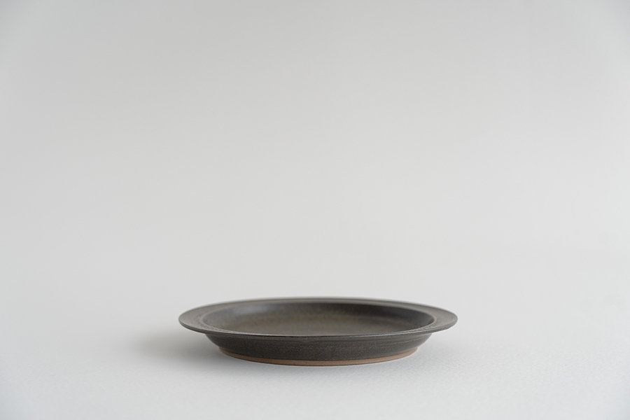二川修 - 6.5寸皿 / 茶
